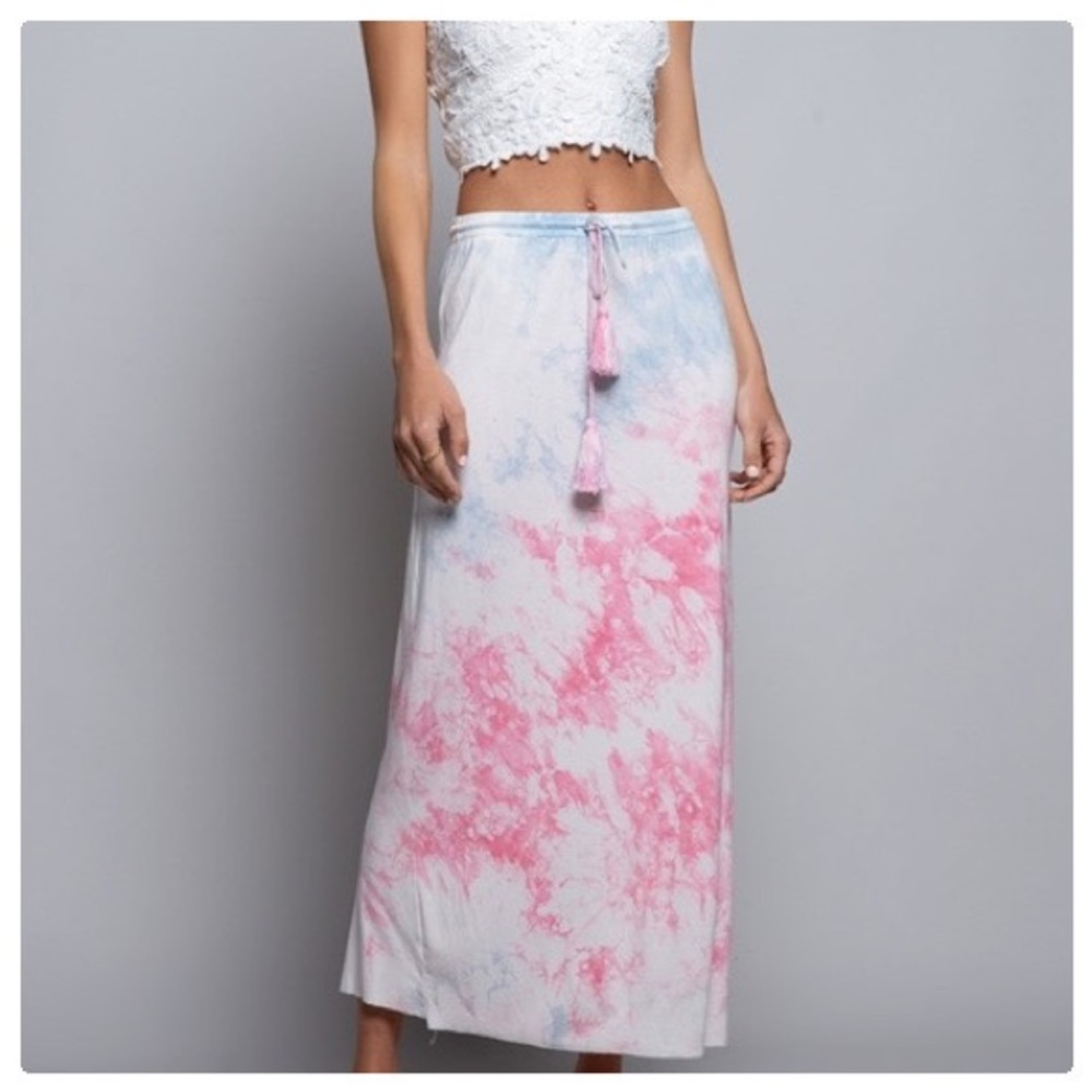 POL Splash of Color Knit Skirt - Picture 5 of 8